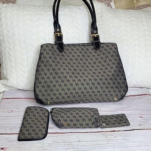 Dooney & Bourke Black Signature Pattern Shoulder Bag with Accessories - Picture 1 of 15